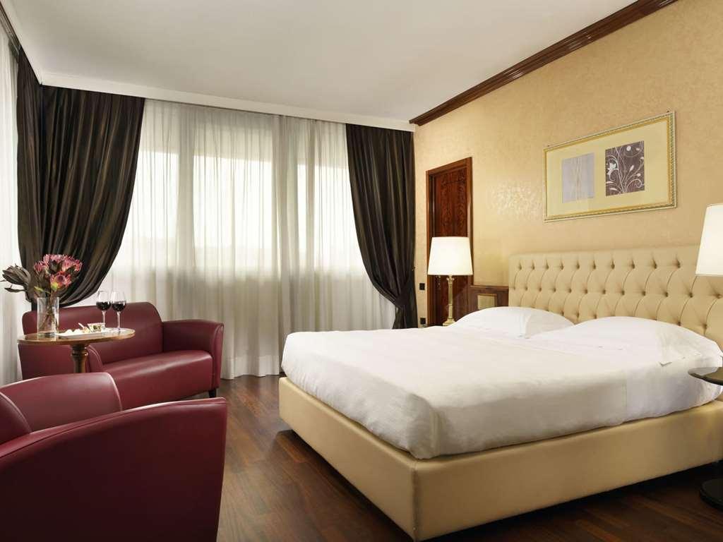 Una Hotels Scandinavia Milano Room photo