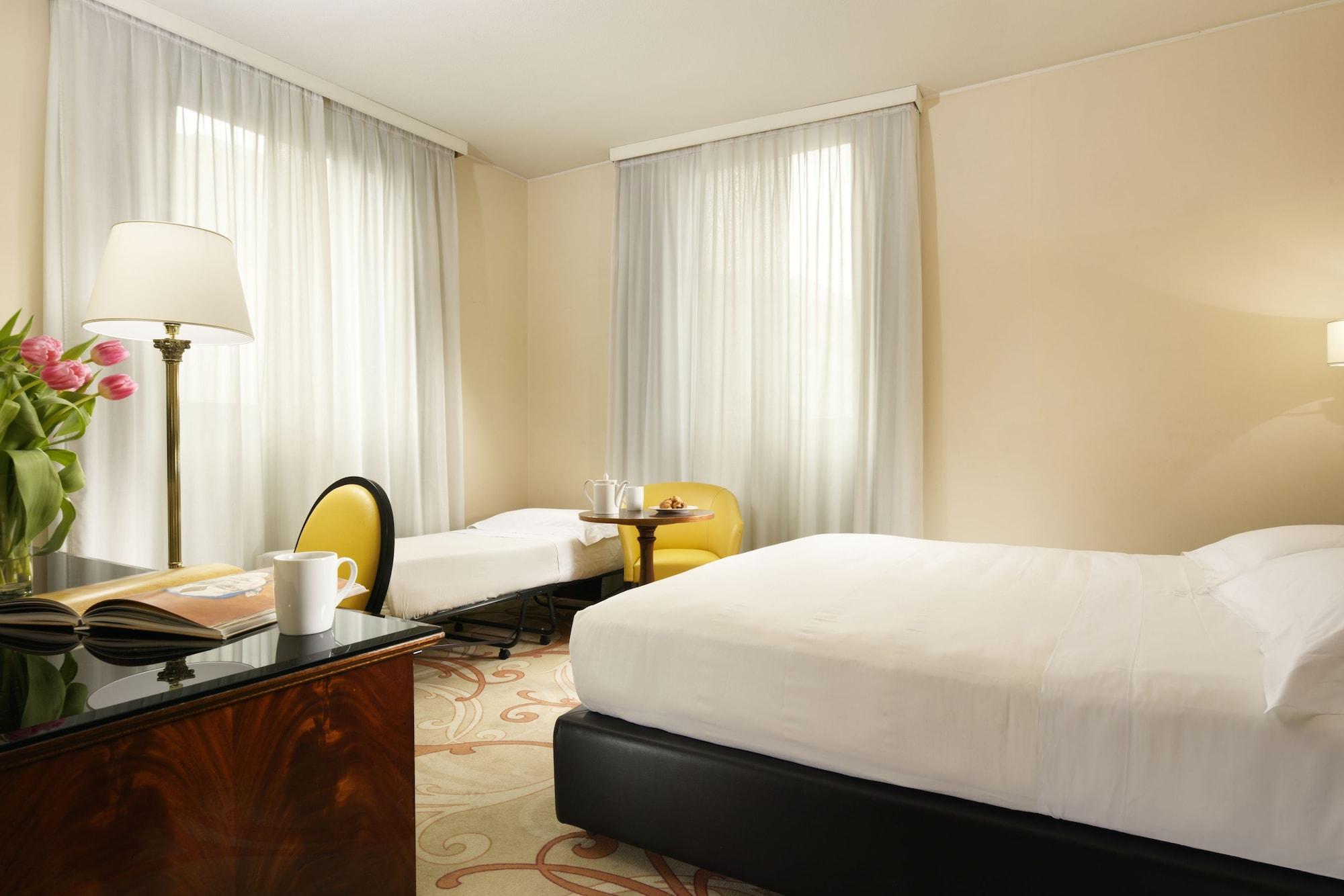 Una Hotels Scandinavia Milano Exterior photo