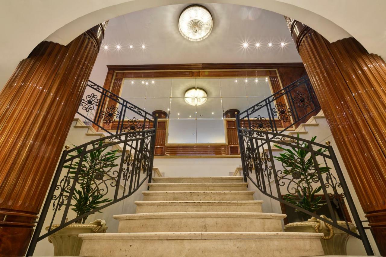 Una Hotels Scandinavia Milano Exterior photo